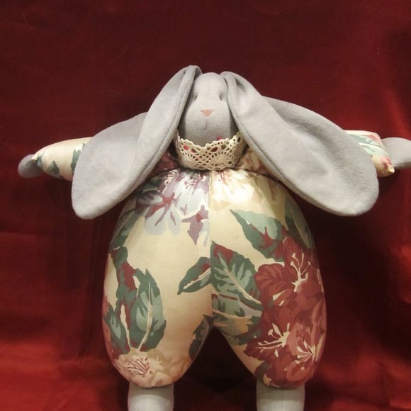 VTG STUFFED BUNNY DECORATION, LONG GRAY EARED BUNNY IN FLORAL OUTFIT - Picture 2 of 5